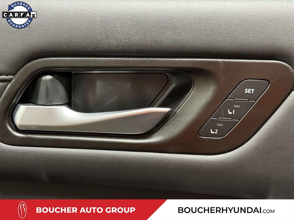 Used 2022 Gray Nissan SL image 19