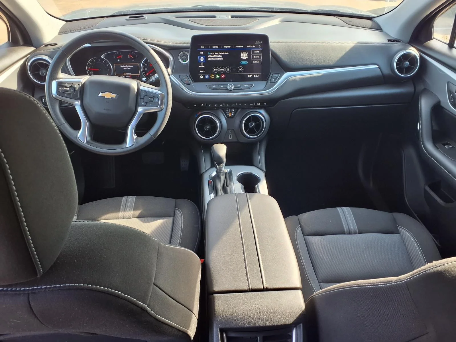 Used 2025 Gray Chevrolet LT image 9