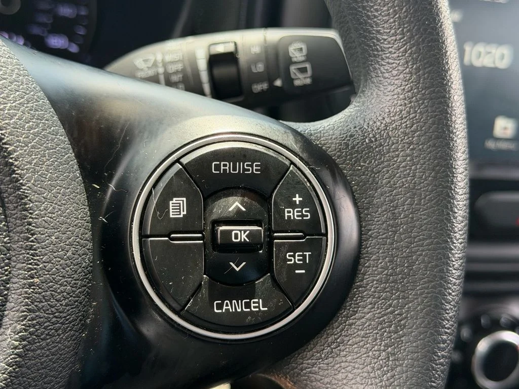 Used 2021 Silver Kia S image 25