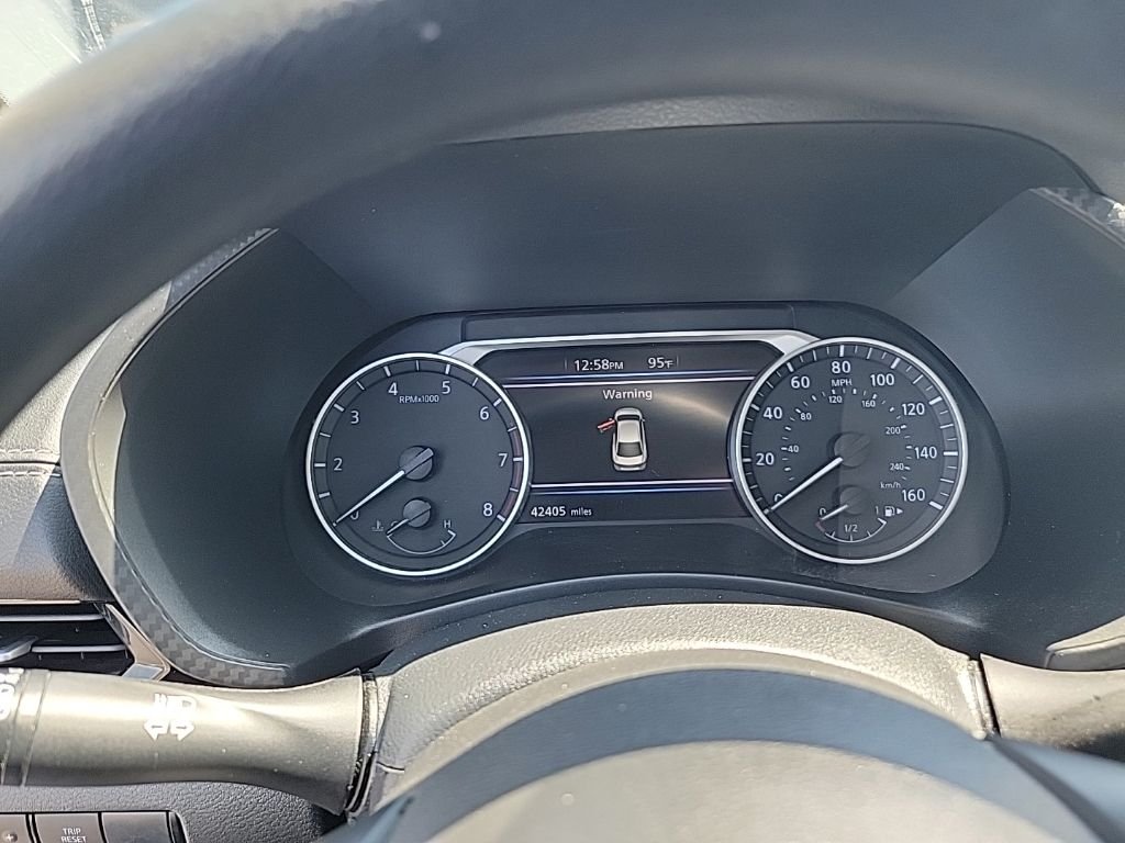 Used 2024 Blue Nissan SV image 8