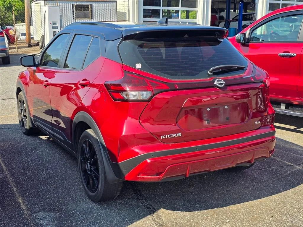 Used 2023 Red Nissan SR image 10