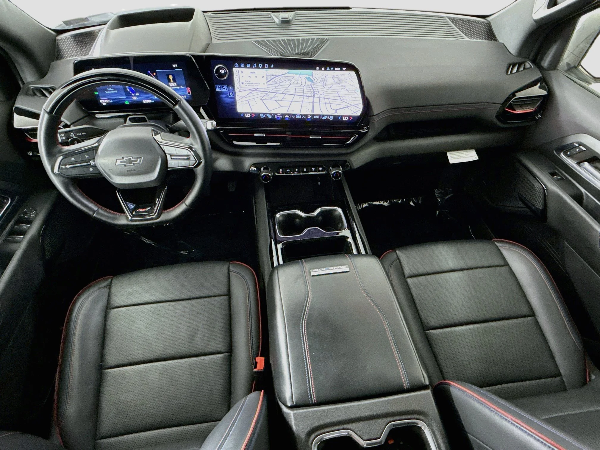 Used 2024 Summit White Chevrolet RST image 26