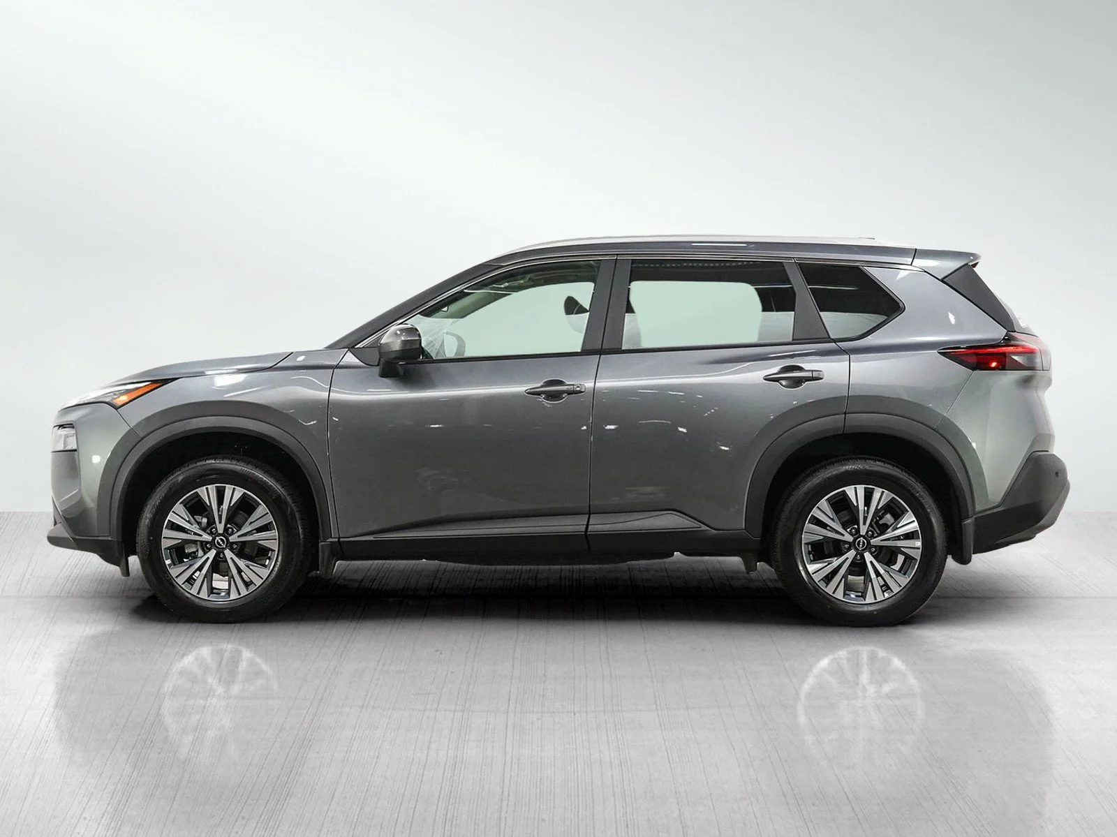 Used 2023 Nissan Rogue SV with VIN 5N1BT3BB2PC867906 for sale in Minneapolis, Minnesota