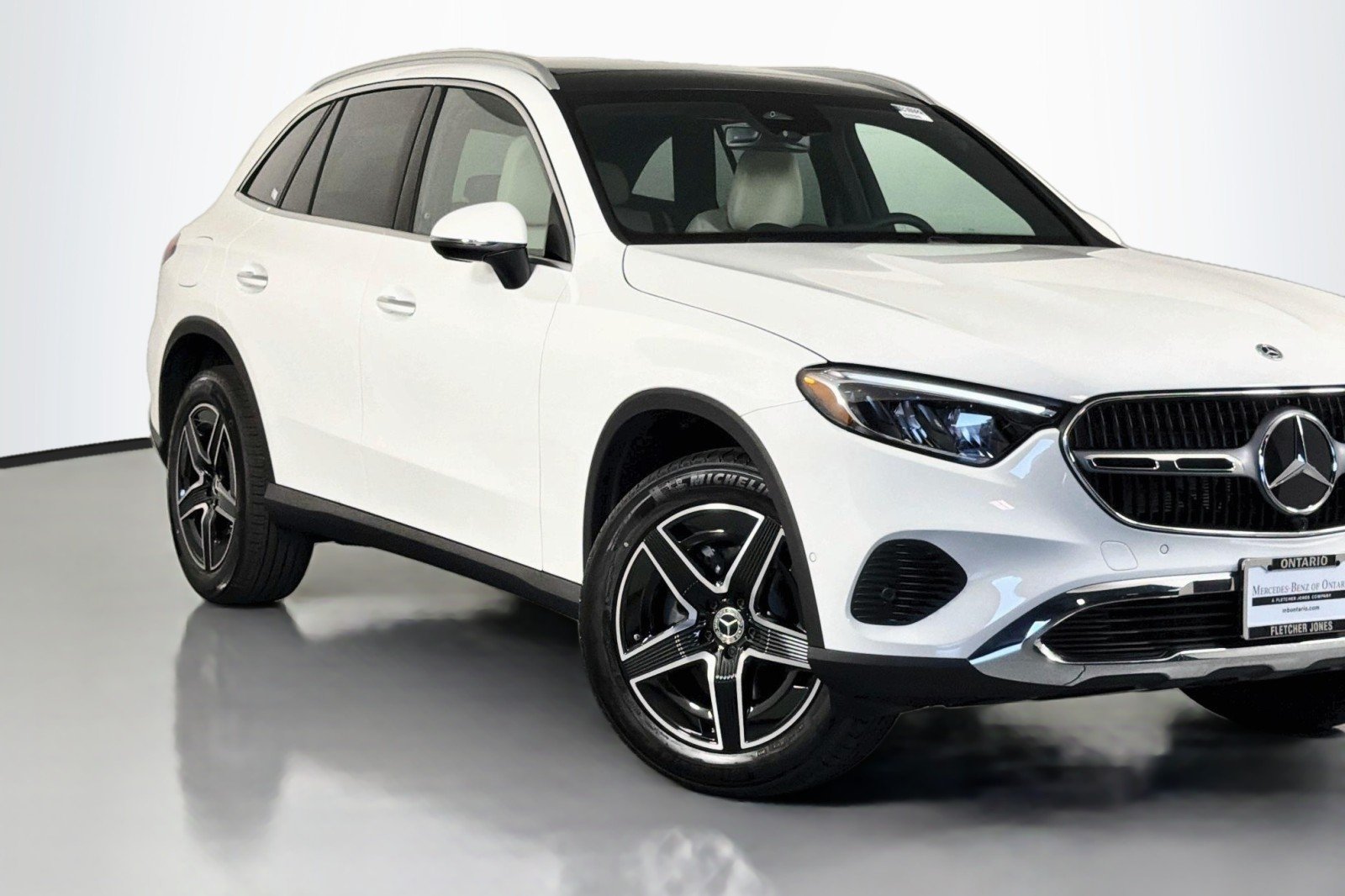 New 2026 Polar White Mercedes-Benz GLC 300 4MATIC® SUV image 13