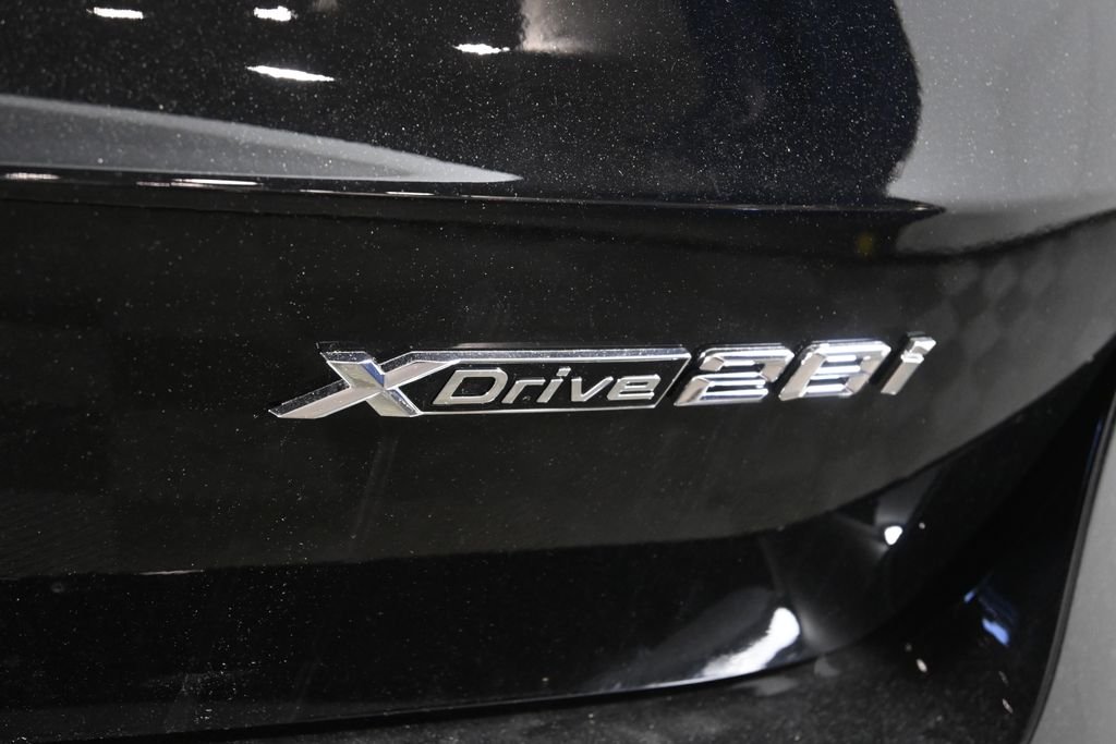 New 2026 Jet Black BMW xDrive28i image 40