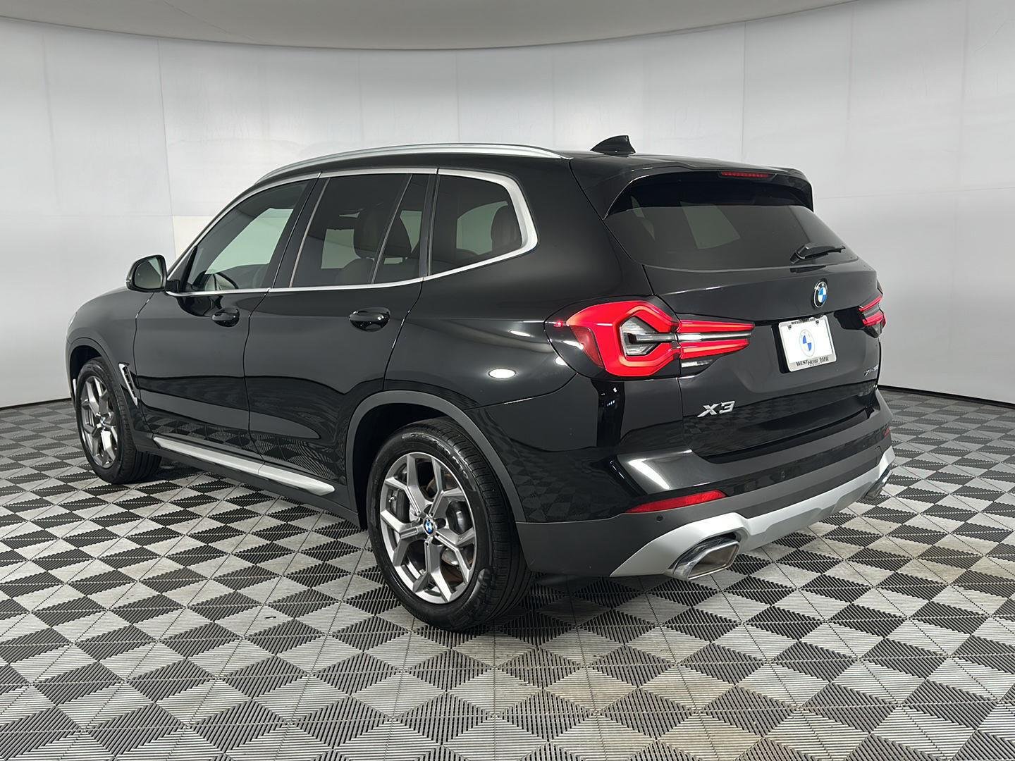 Used 2024 Jet Black BMW xDrive30i image 26