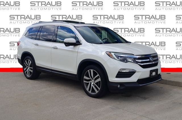 2017 Honda Pilot 4WD Touring's photo