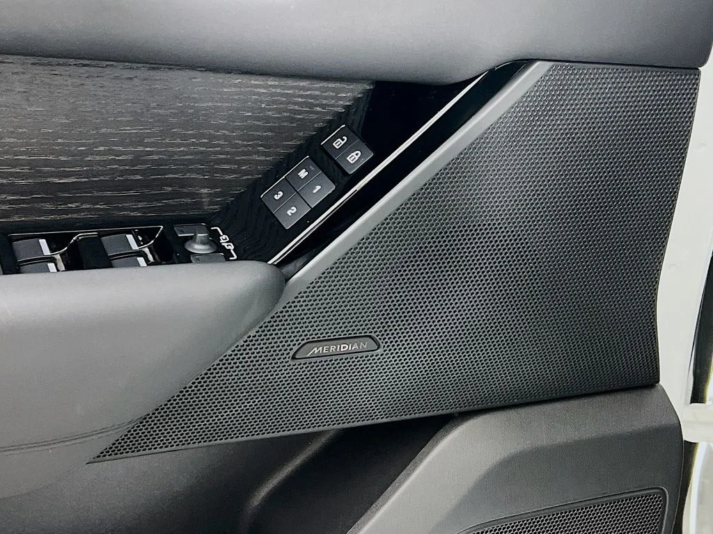 2026 Land Rover Range Rover Velar S - Photo 19