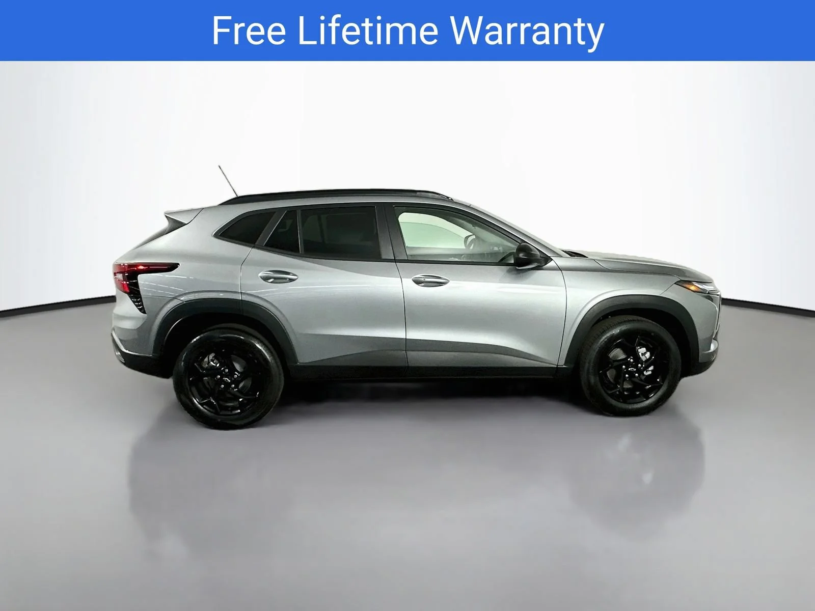 2026 Chevrolet Trax LT - Photo 9