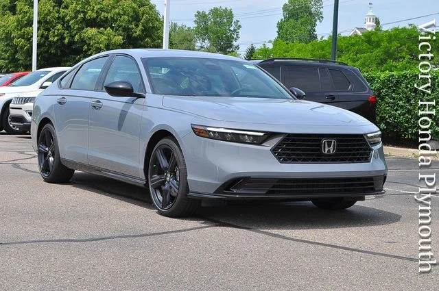 New 2026 Urban Gray Pearl Honda Sport-L image 1