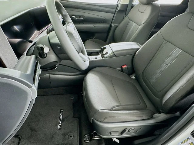 New 2026 Hyundai TUCSON SEL