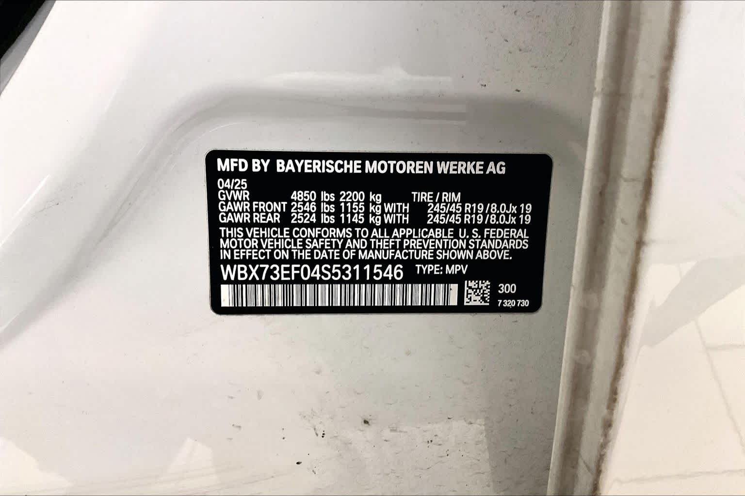 Certified Used 2025 Alpine White BMW xDrive28i image 32