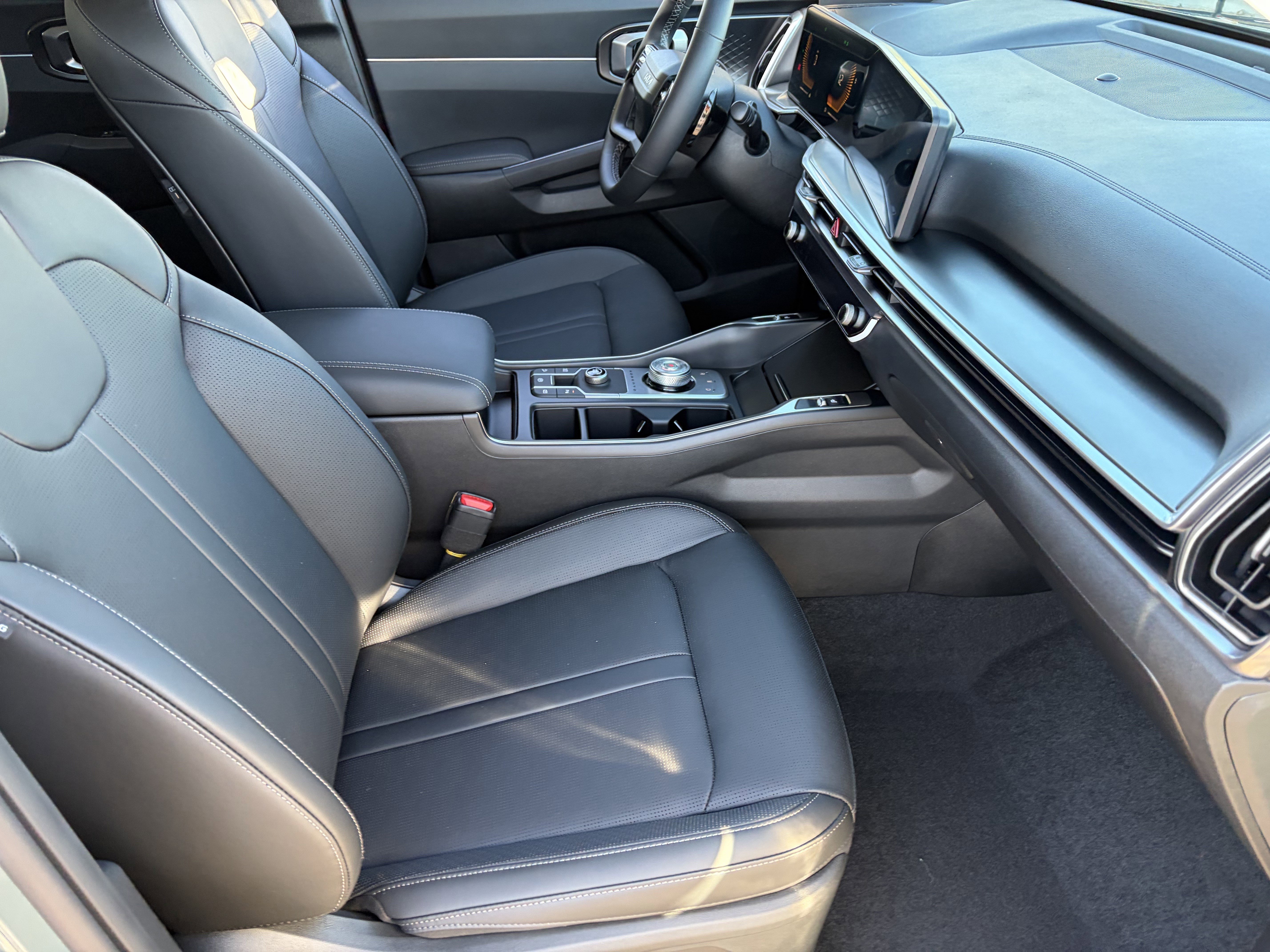 New 2026 Cityscape Green Kia EX image 9