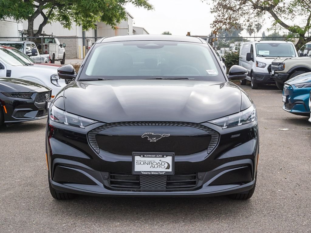 New 2026 Shadow Black Ford Select image 2