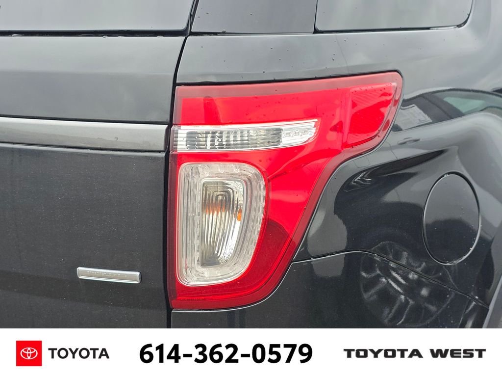 Used 2015 Black Ford XLT image 9
