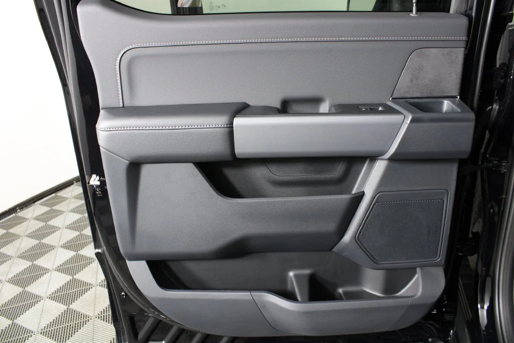 New 2026 Agate Black Metallic Ford XLT image 11