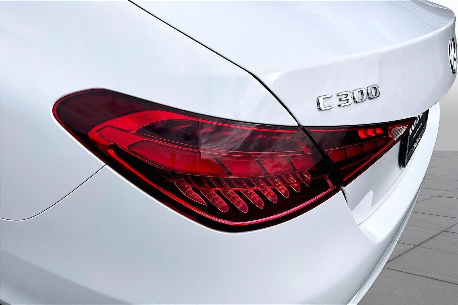 Used 2024 Polar White Mercedes-Benz C 300 image 28