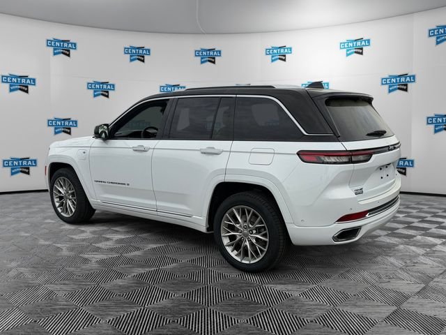 Used 2022 White Jeep Summit 4xe image 4