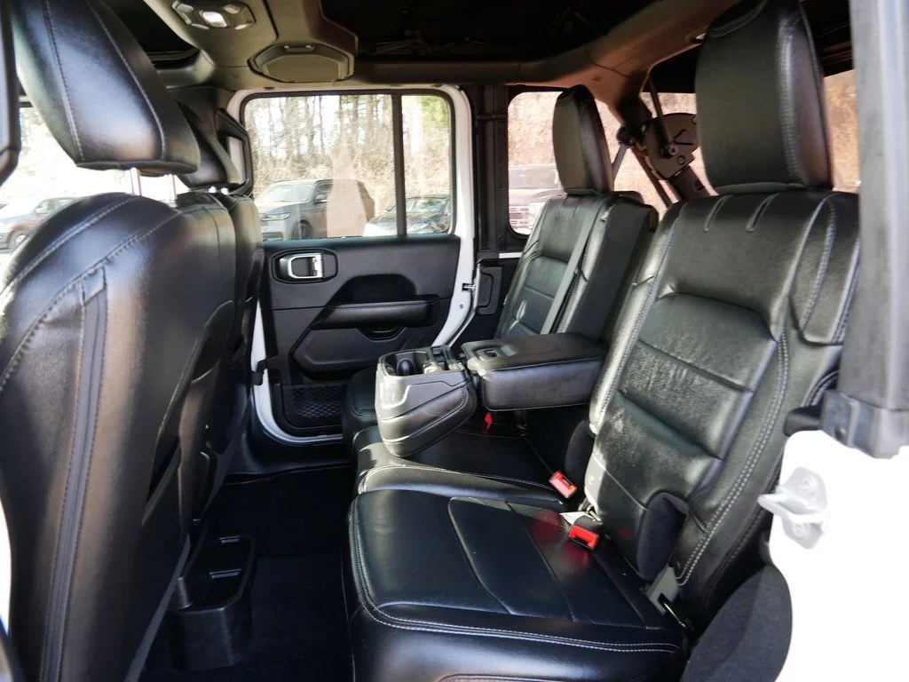 Certified Used 2018 White Jeep Unlimited Sahara image 11