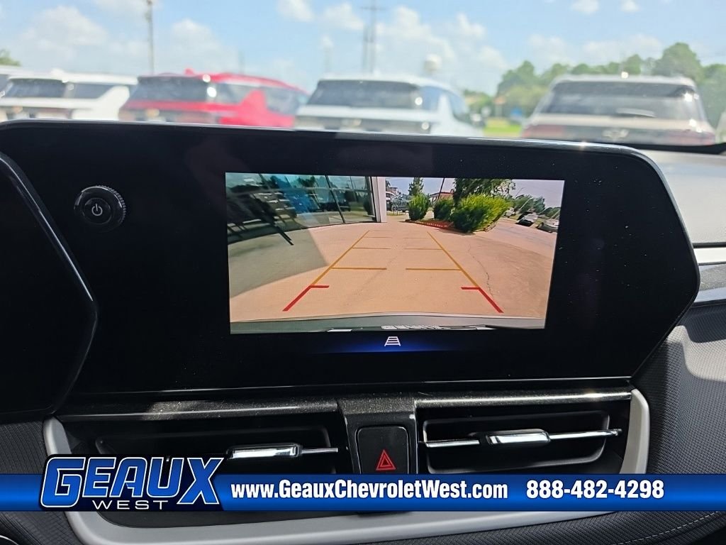Used 2025 Gray Chevrolet LT image 34