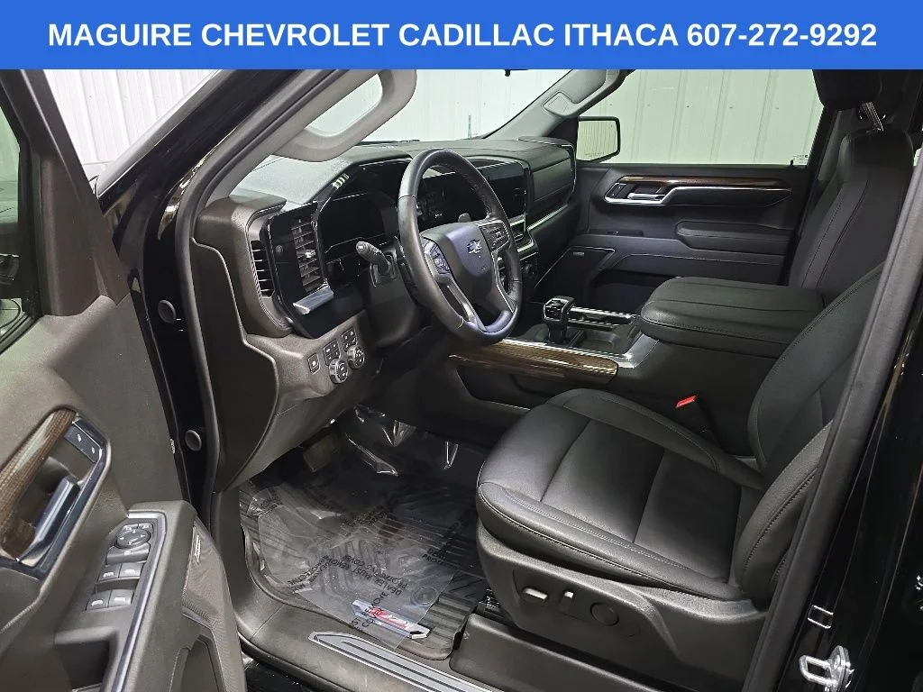 Used 2024 Black Chevrolet RST image 28