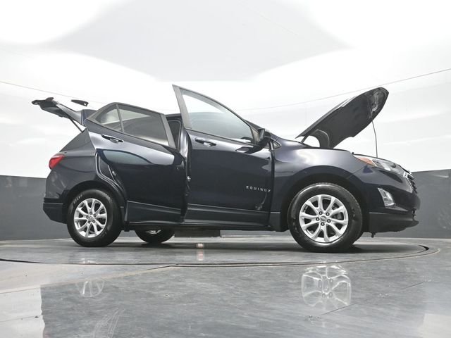 Used 2020 Blue Chevrolet LS image 31