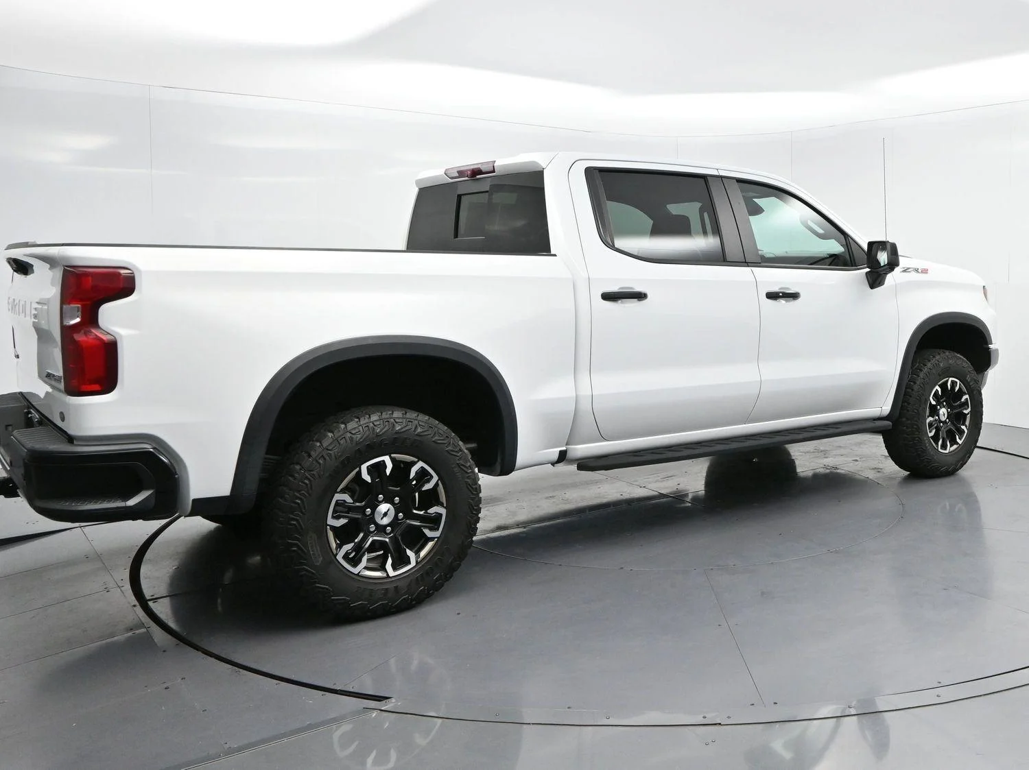 Used 2023 Summit White Chevrolet ZR2 image 7