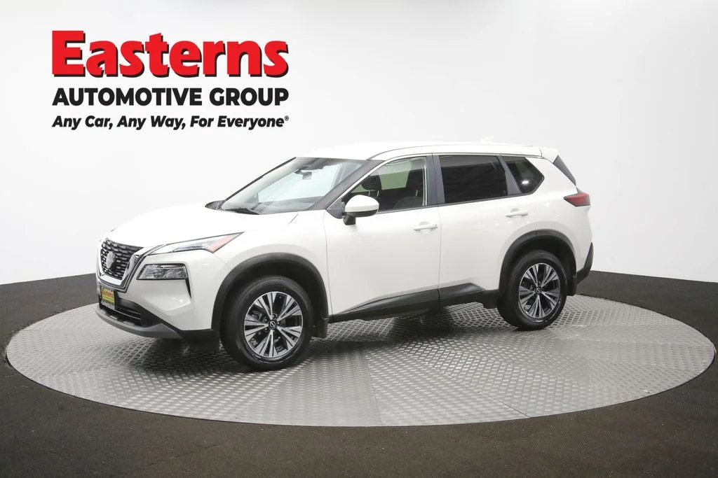 Used 2023 White Nissan SV image 55