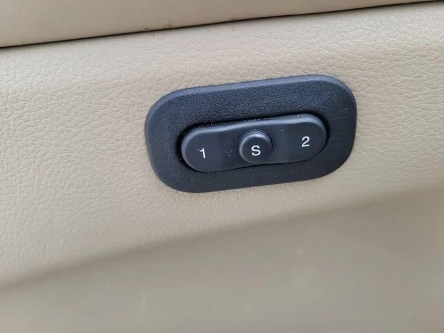 Used 2020 Black Jeep Overland image 20