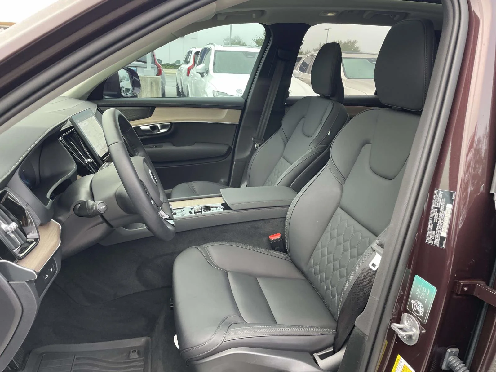 Used 2025 Mulberry Red Metallic Volvo Plus image 8