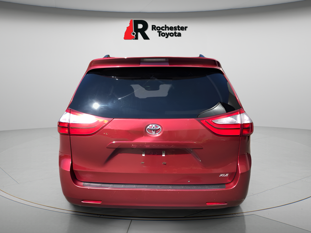 Used 2017 Red Toyota XLE image 6