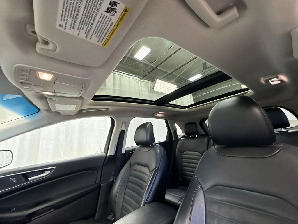 Used 2015 Magnetic Metallic Ford SEL image 25