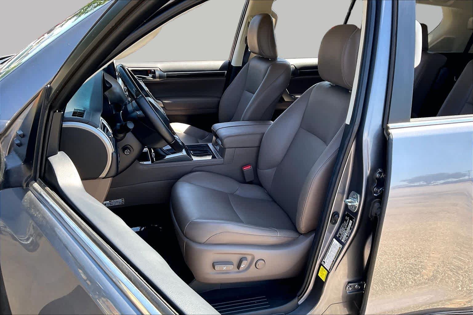Used 2023 Nebula Gray Pearl Lexus Luxury image 8