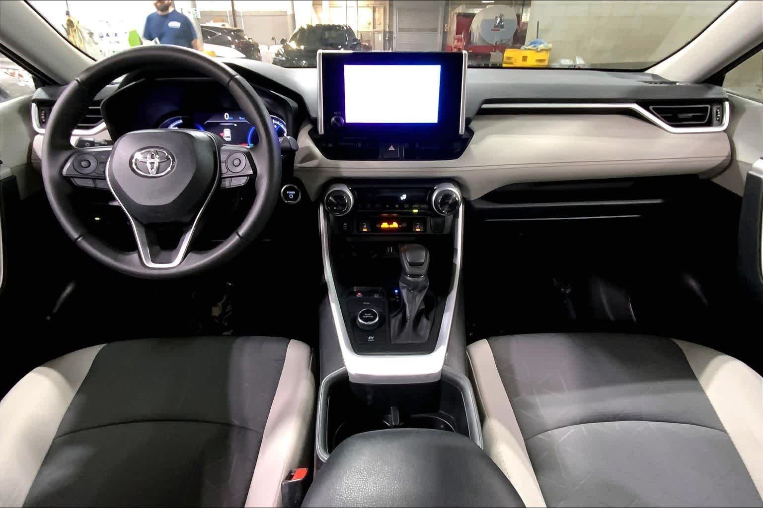 Used 2024 Magnetic Gray Metallic Toyota Hybrid XLE image 16