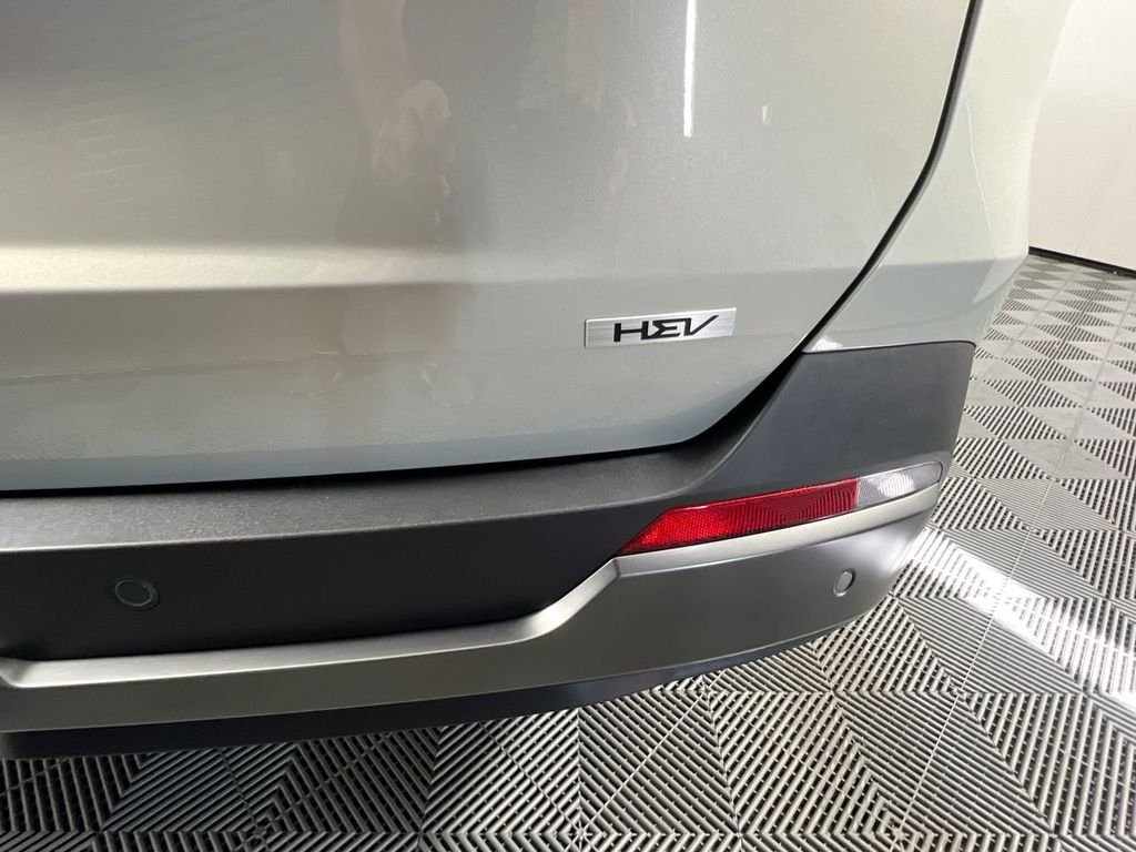 New 2026 Ivory Silver Kia SX Prestige image 6
