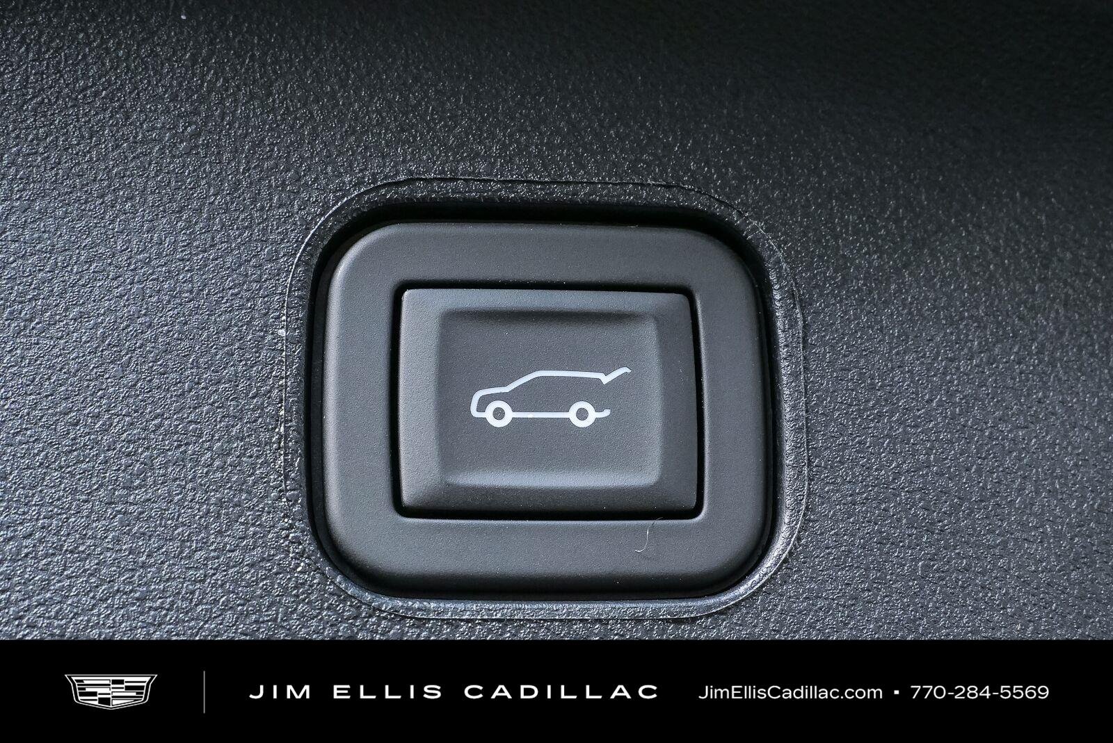 New 2027 Vibrant White Tricoat Cadillac Sport image 28