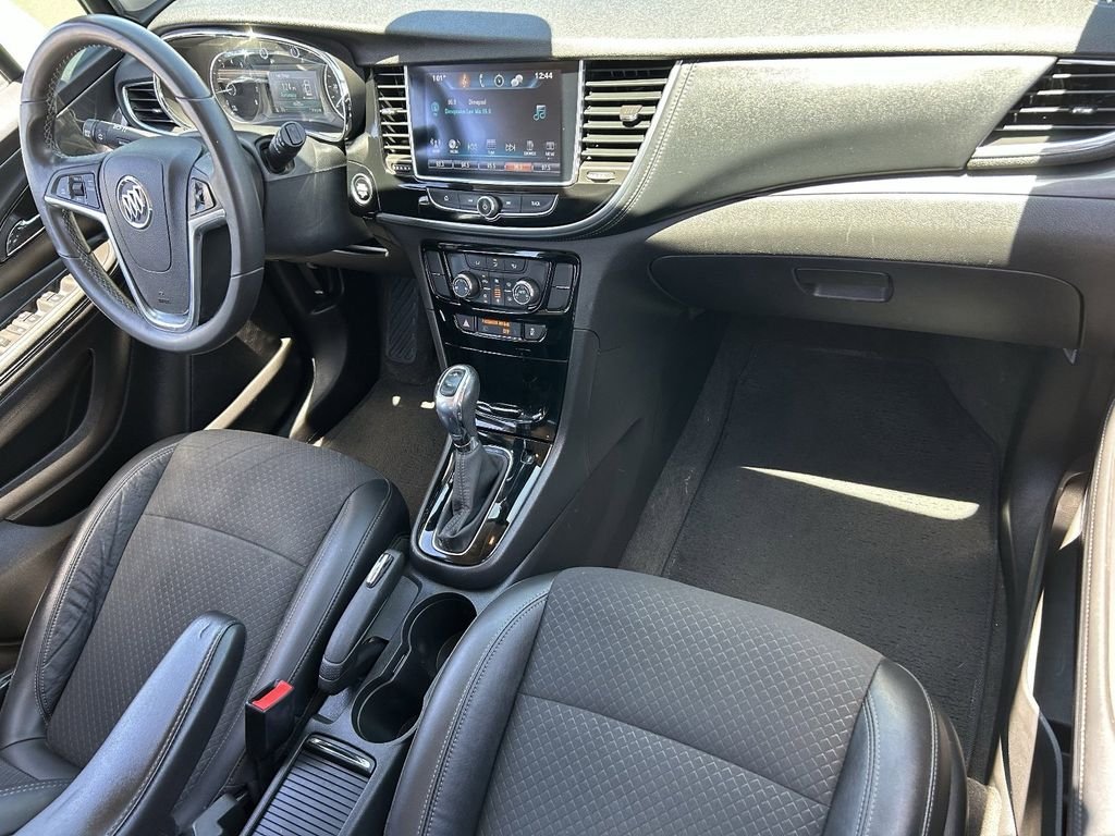 Used 2017 White Buick Preferred II image 12