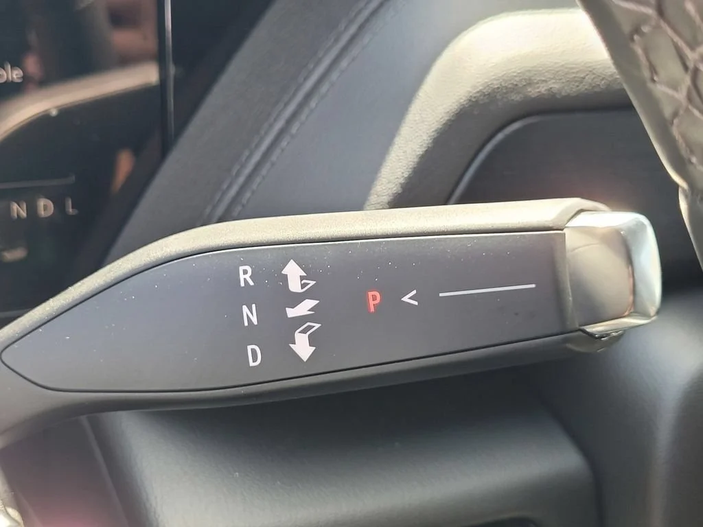 2026 GMC Yukon XL Denali - Photo 25