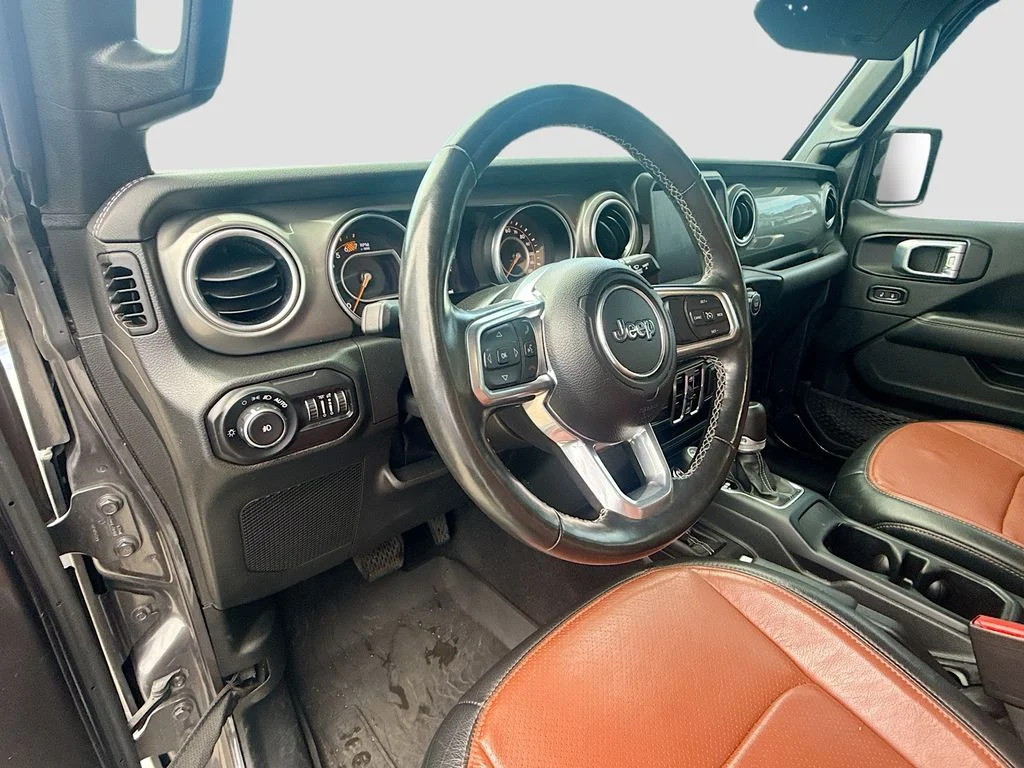 Used 2022 Gray Jeep Unlimited Sahara image 23