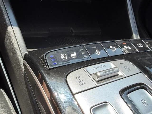 Used 2024 White Hyundai Limited image 22