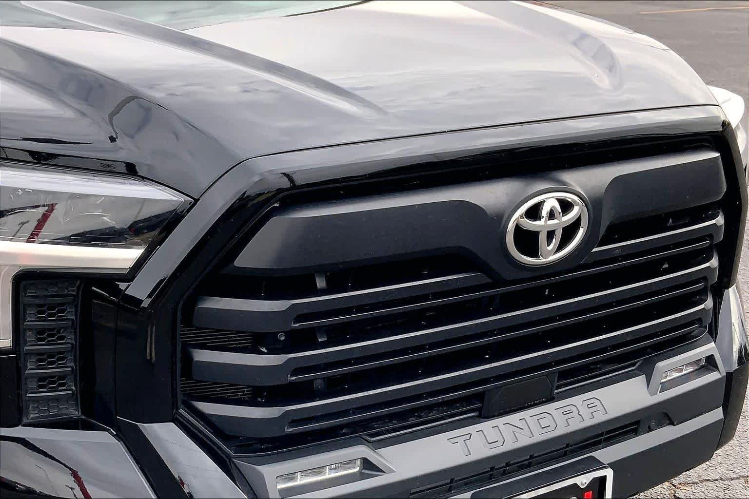 Used 2024 Midnight Black Metallic Toyota SR5 image 30