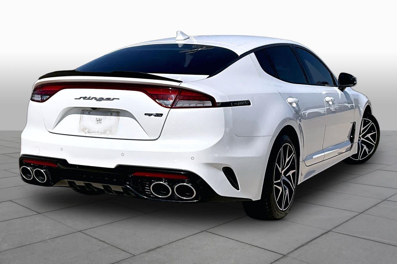 Used 2022 Snow White Pearl Kia GT-Line image 12