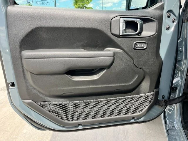 New 2026 Anvil Clear-Coat Exterior Paint Jeep Sport image 16