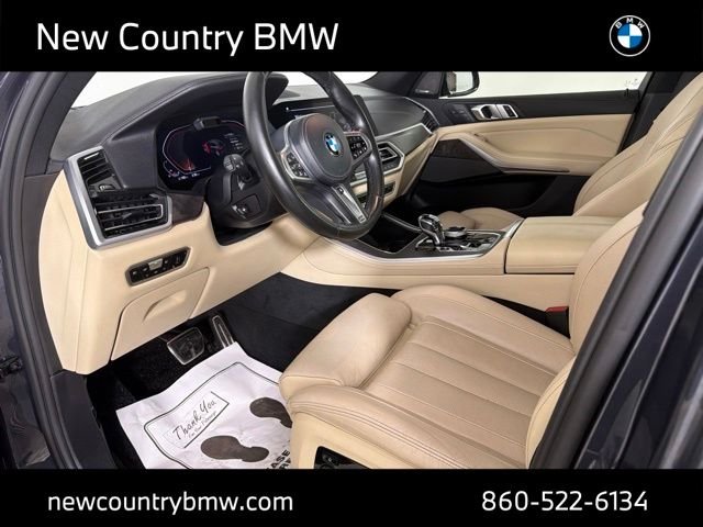 Used 2021 Arctic Grey Metallic BMW xDrive40i image 10