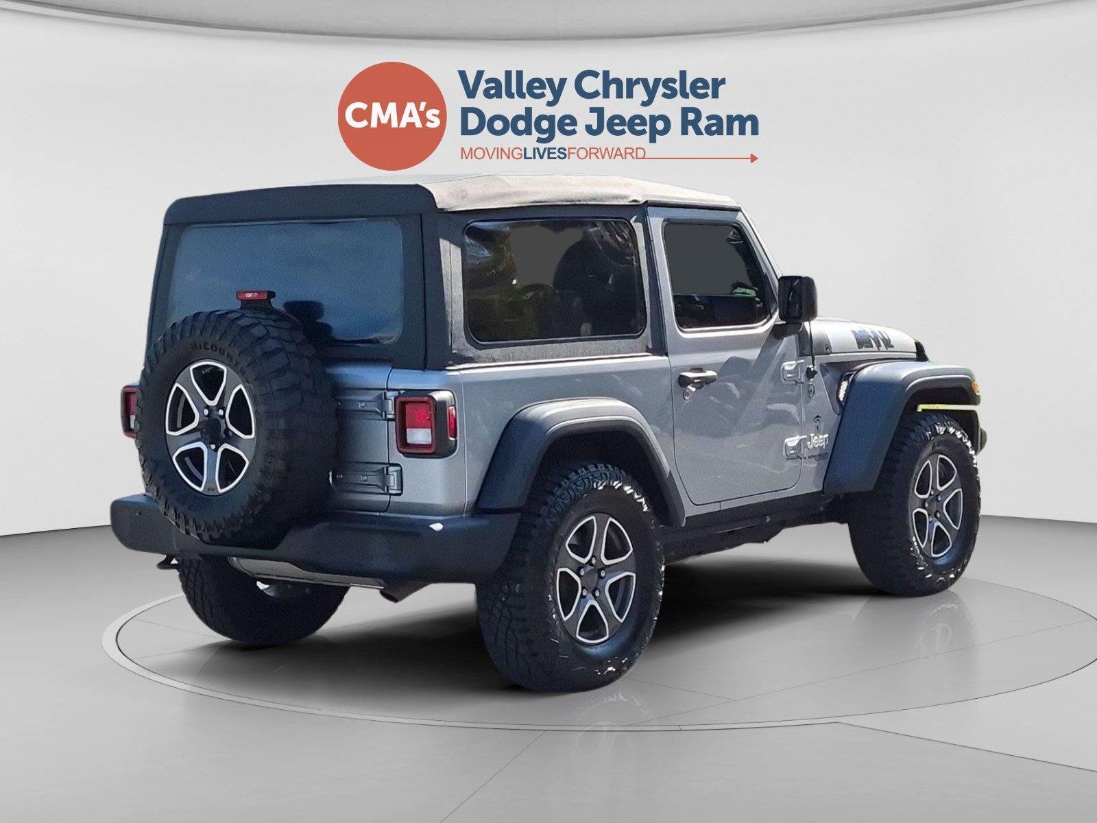 Used 2021 Billet Silver Metallic Clearcoat Jeep Sport S image 6