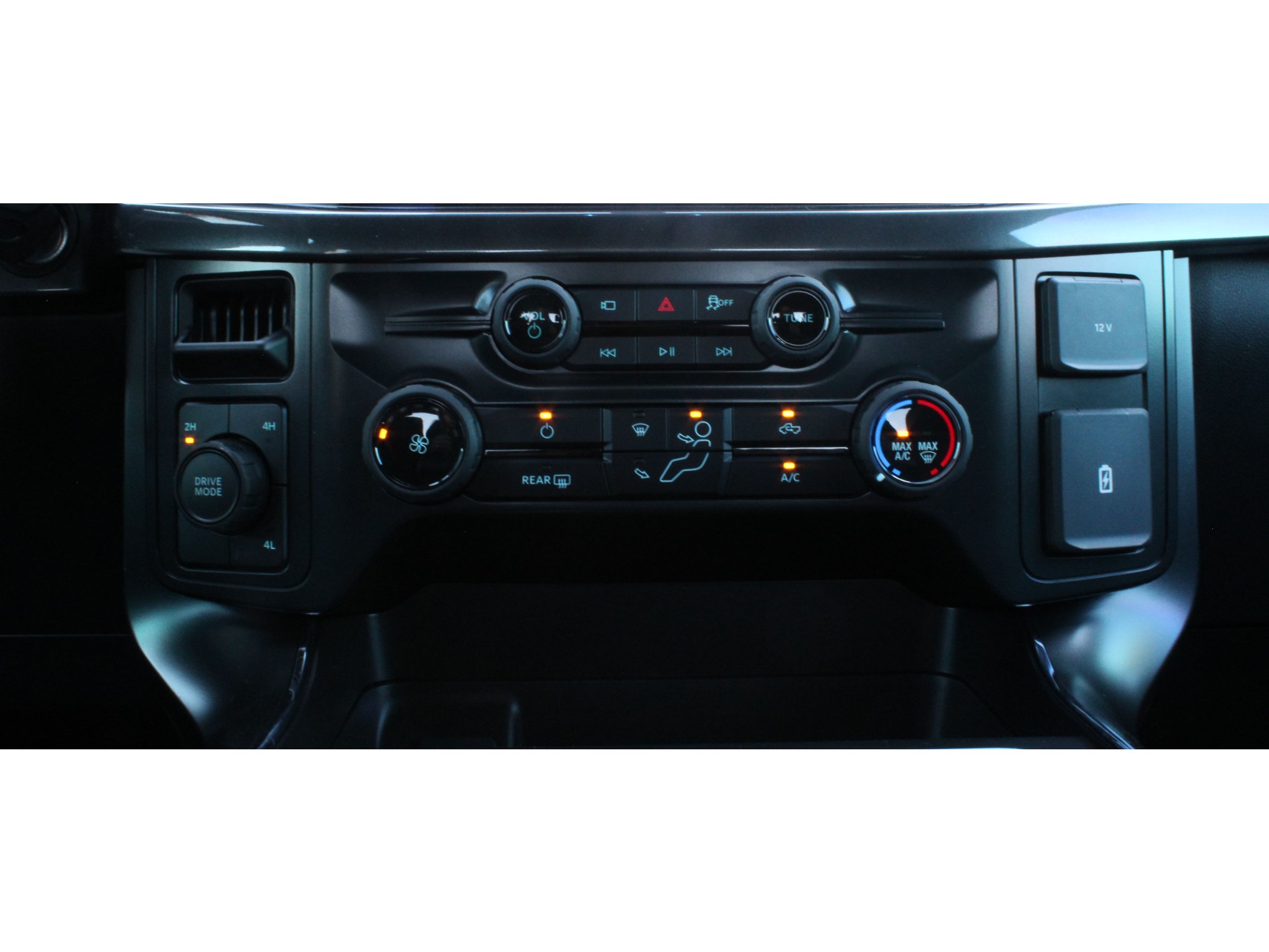 New 2026 Carbonized Gray Metallic Ford STX image 11