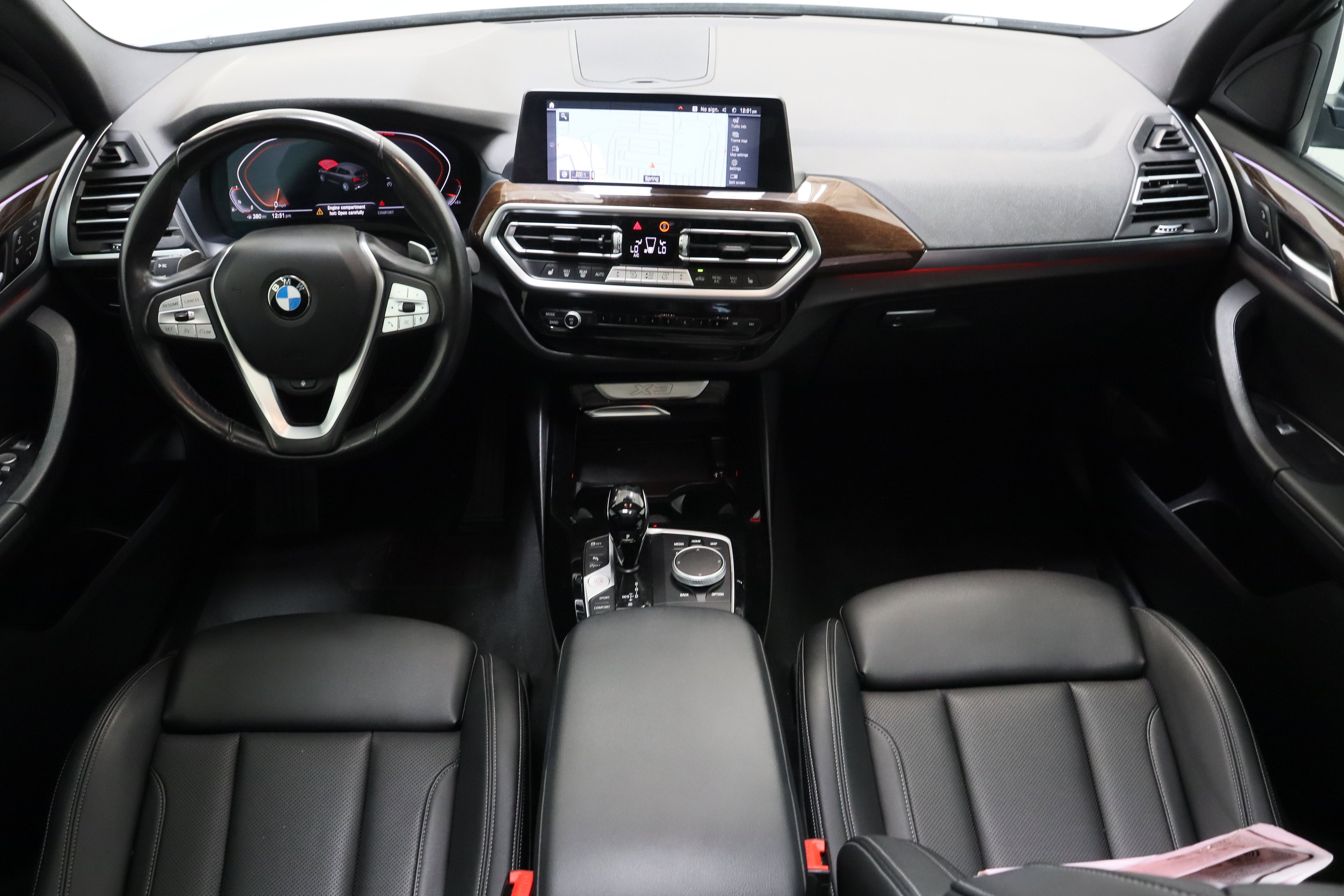 Used 2024 Dark Graphite Metallic BMW sDrive30i 2.0T image 34