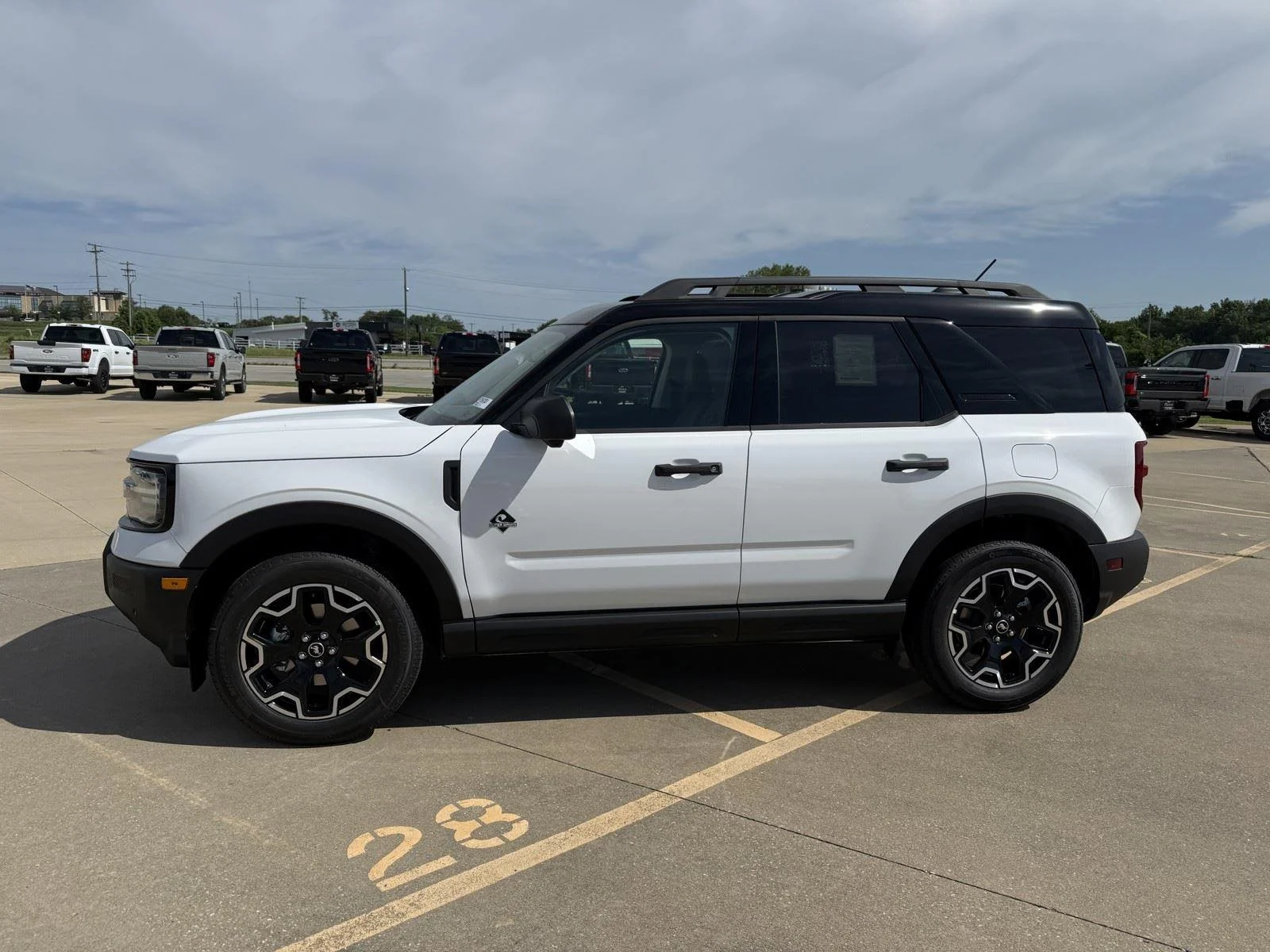 New 2026 Oxford White Ford Outer Banks® image 5