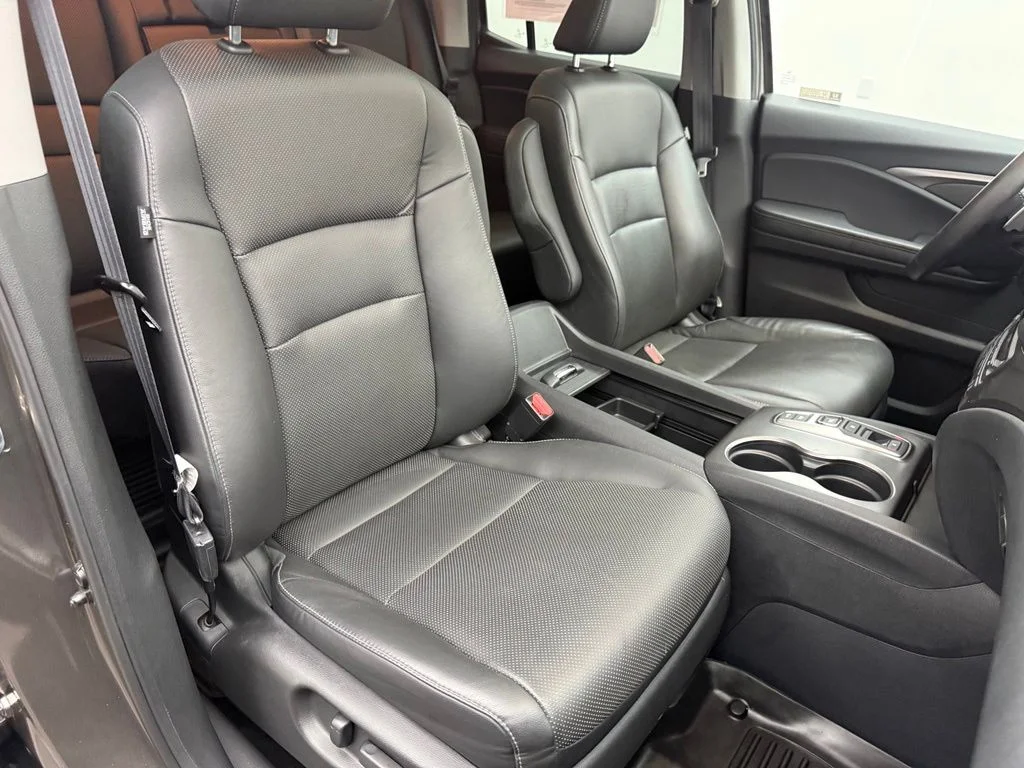 Used 2020  Honda RTL image 36