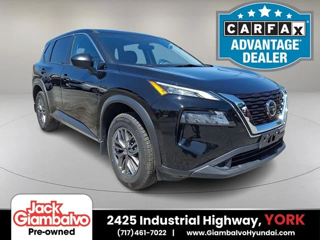 Used 2021 Black Nissan S image 1